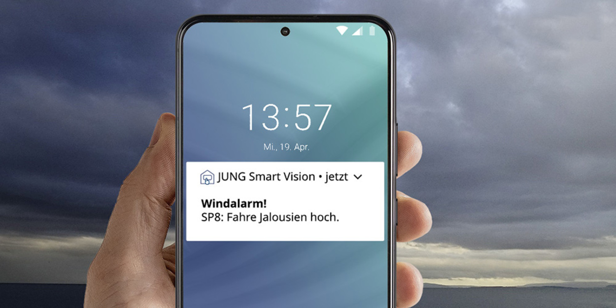 JUNG Smart Panel 8 bei CuA Elektrotechnik GbR in Neuhemsbach