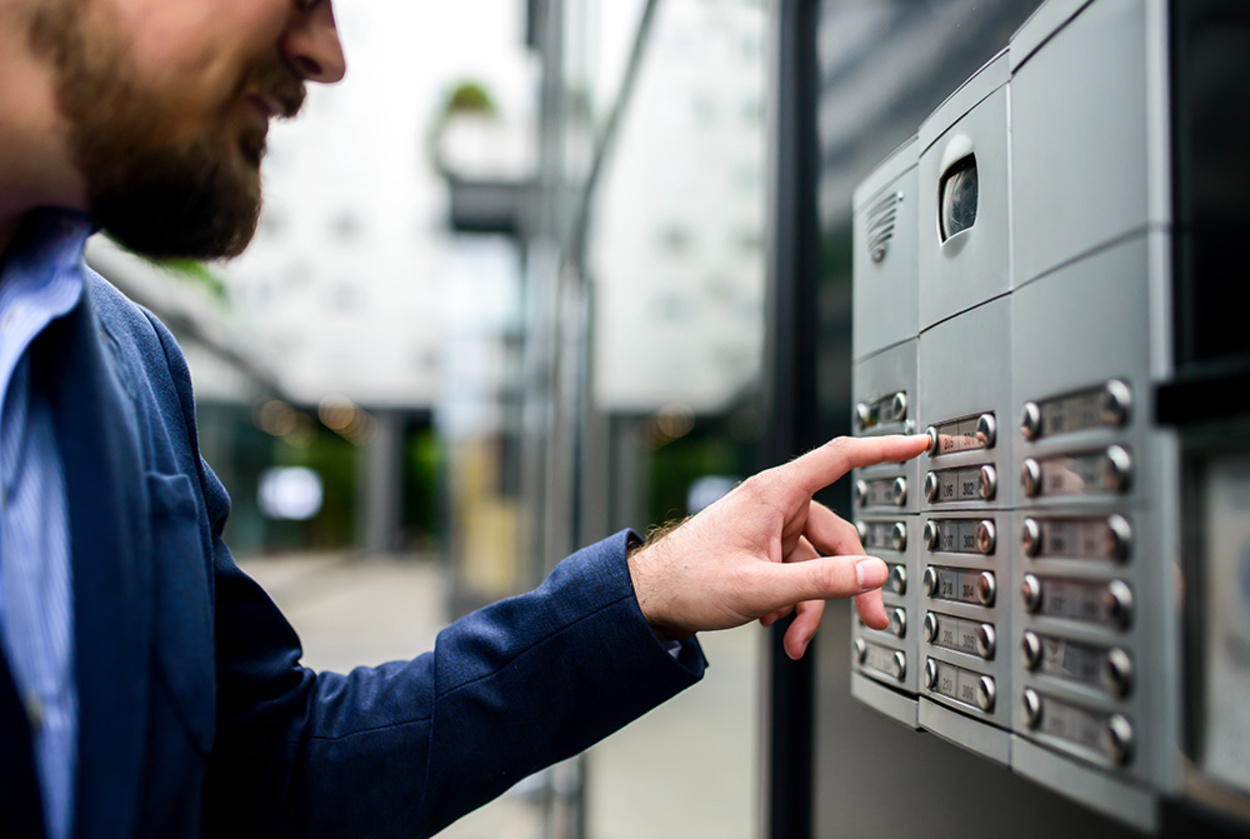 Sprech­anlagen bei CuA Elektrotechnik GbR in Neuhemsbach